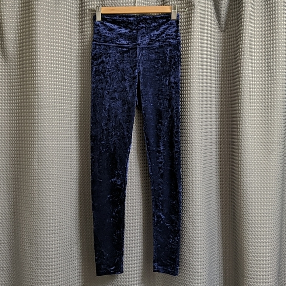 TNA Crushed Velvet Leggings Small Pants Blue Aritzia - Picture 2 of 4